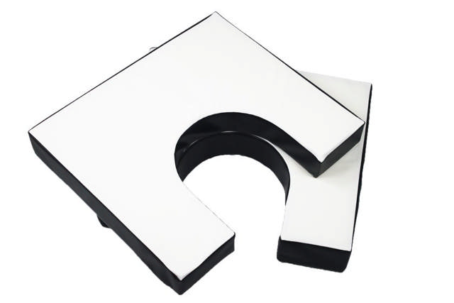 U-pude sæt, m/skai, ovalt hul  65x75x10 og 65x75x12 cm