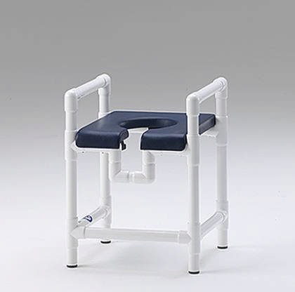 RCN badebænk DH 80 PP PPE,  m/hygiejneåbning, armlæn og PUR-sæde