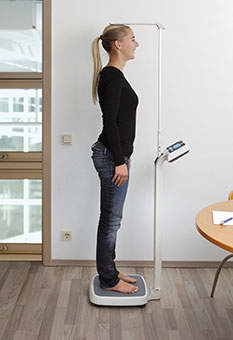 Ståvægt MPE250K100HM m/højdemål, belast. 250 kg